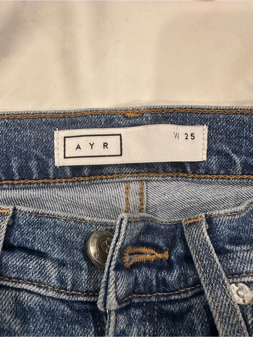 AYR Yes Yes Yes Women's Medium Blue Distressed Straight-Leg Jeans